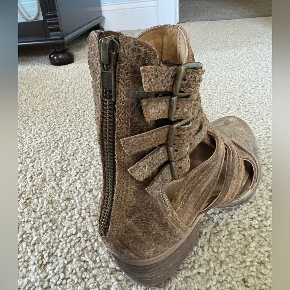 Diba True Open Cut Boot - Picture 6 of 7